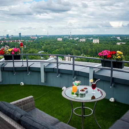 Skyhouse Amazing Penthouse And アパート